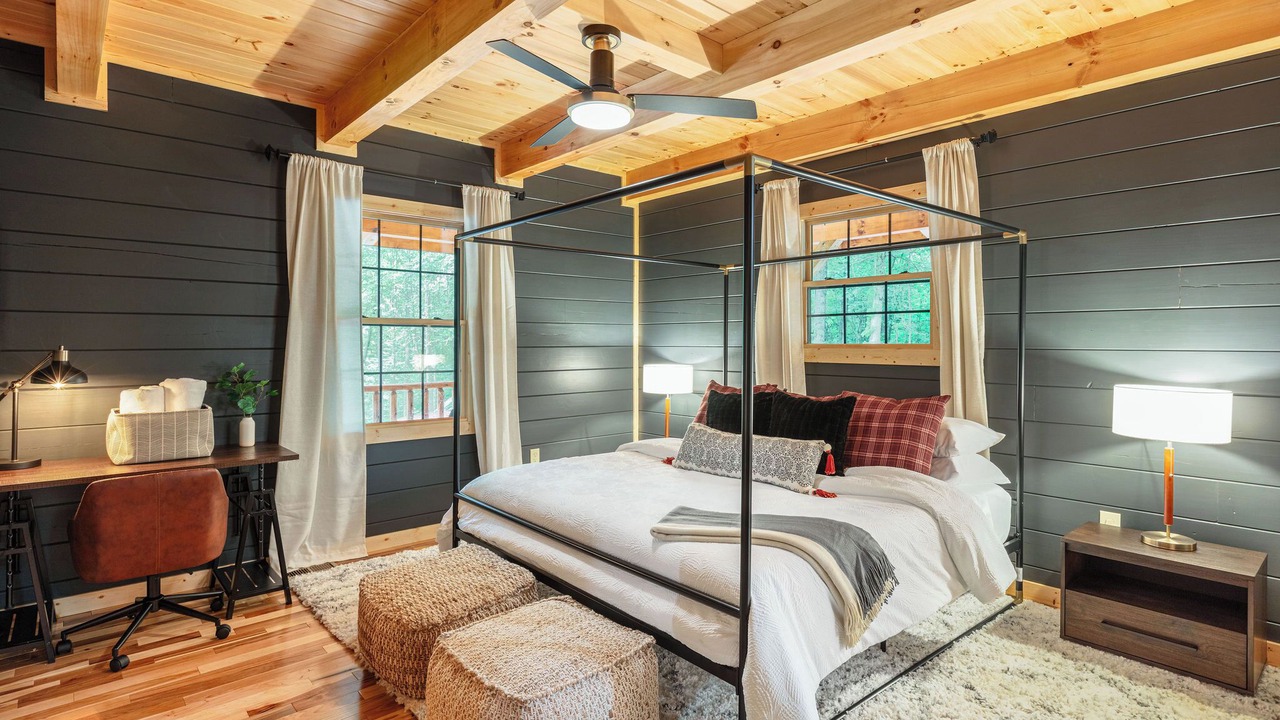 Photo of Bedroom in Carbon Hill