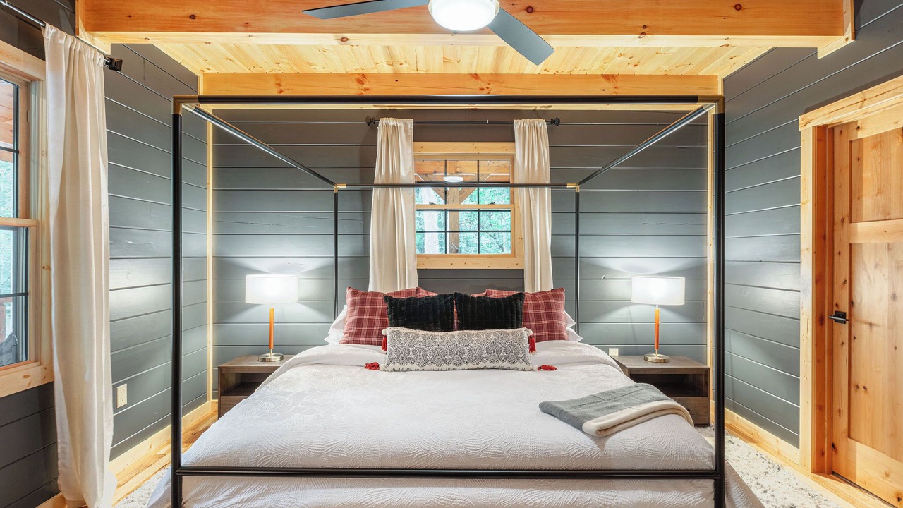 Photo of Bedroom in Carbon Hill