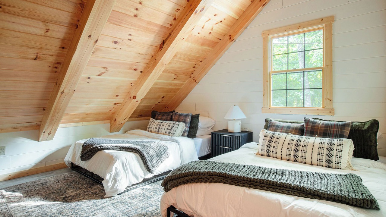 Photo of Bedroom in Carbon Hill