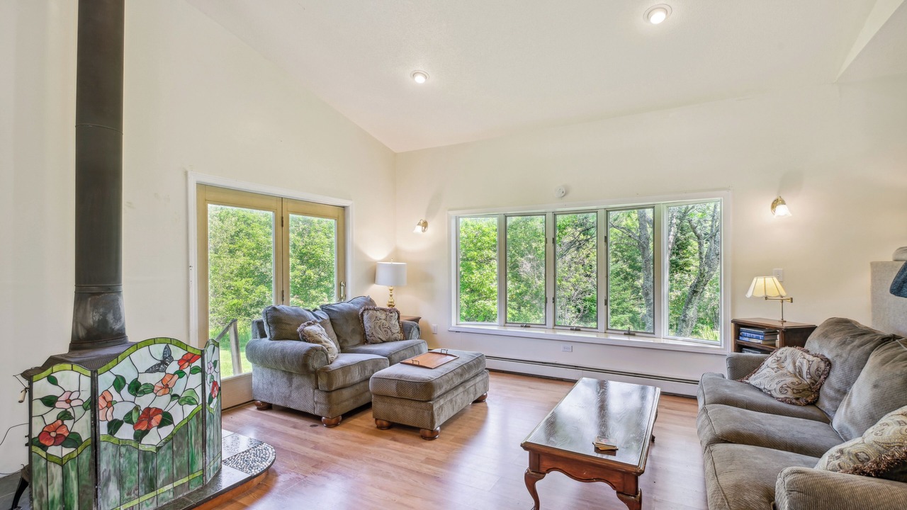 Photo of Livingroom in Gouldsboro