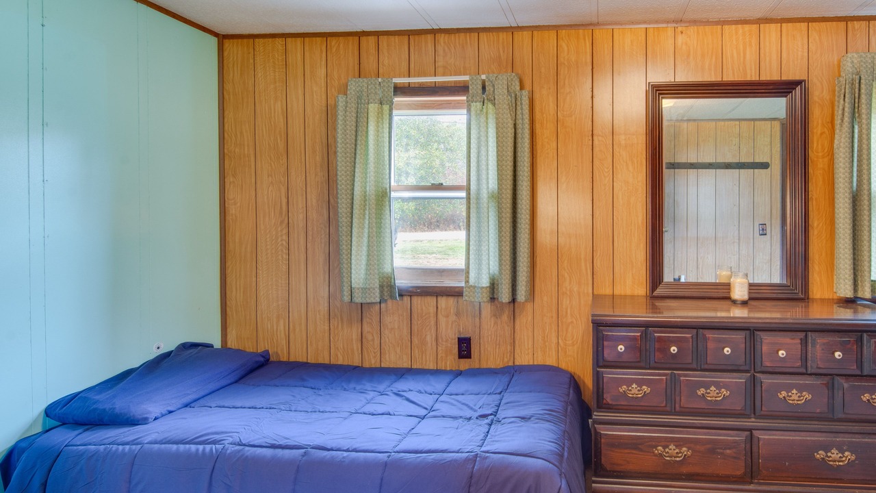 Photo of Bedroom in Eldred