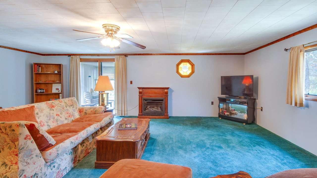 Photo of Livingroom in Eldred