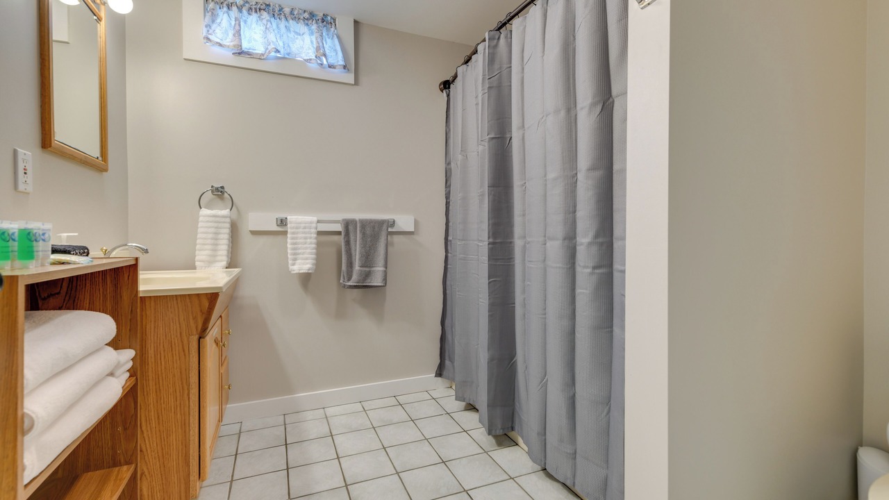 Photo of Bathroom in East Calais