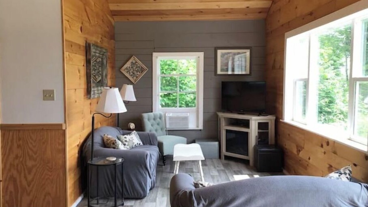 Photo of Livingroom in Concord