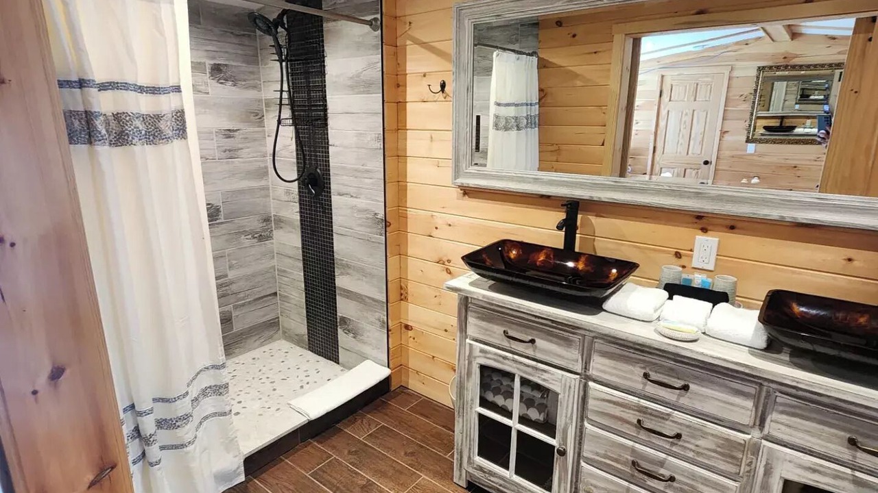 Photo of Bathroom in New Kingston