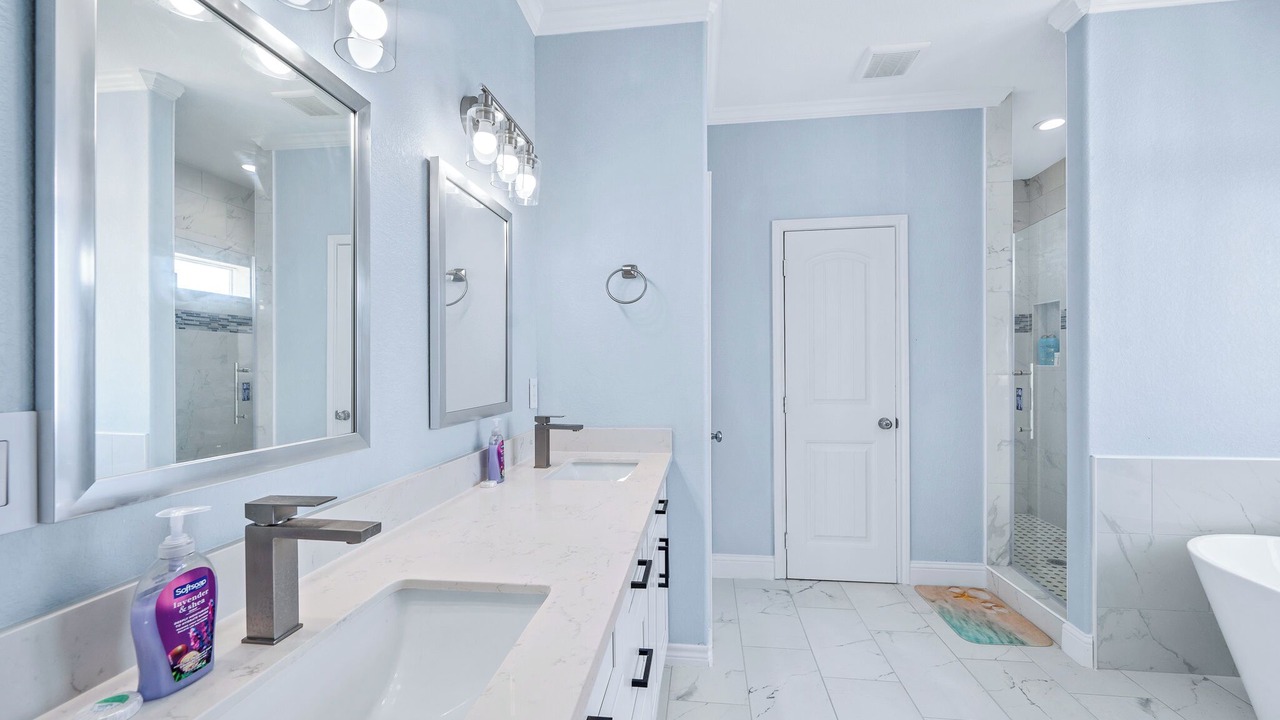 Photo of Bathroom in Surfside Beach