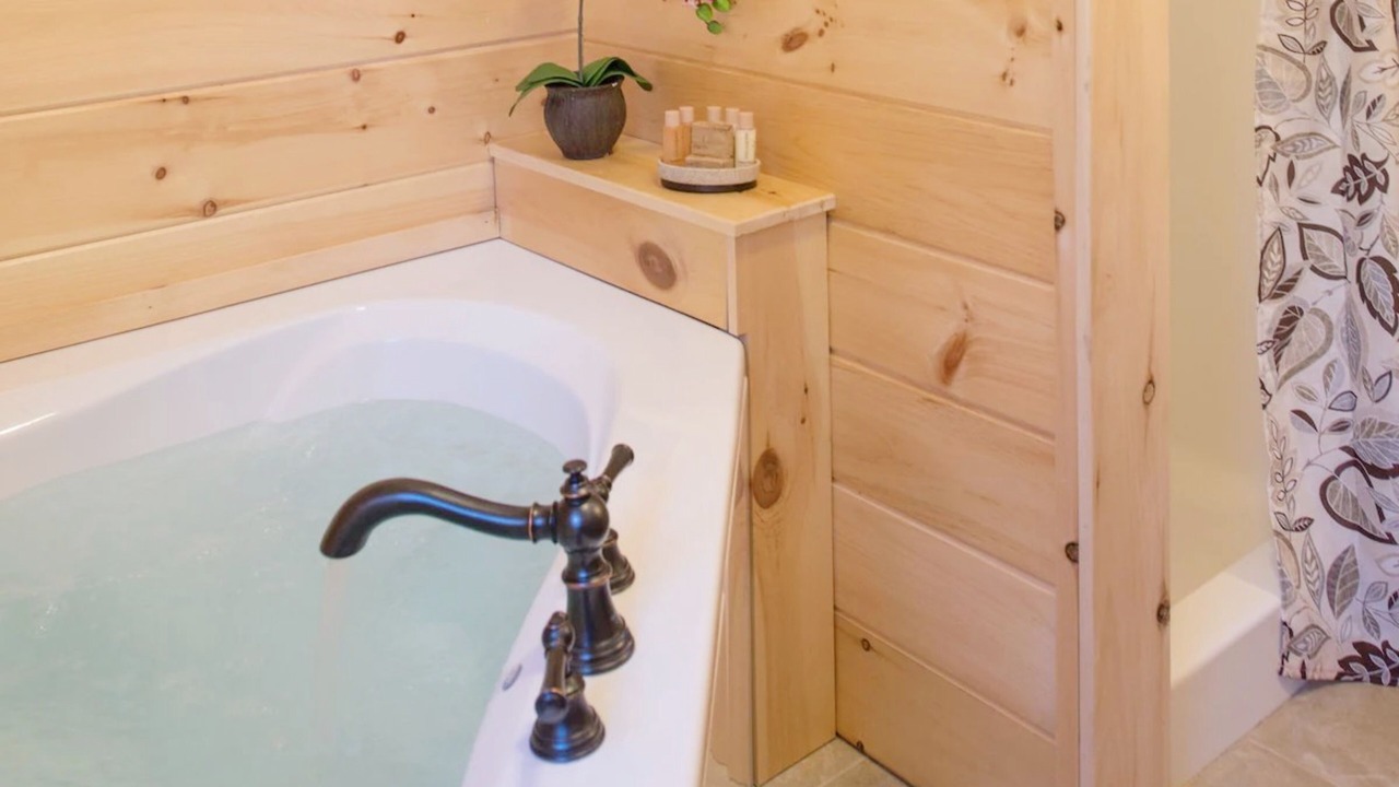 Photo of Bathroom in Jeffersonville