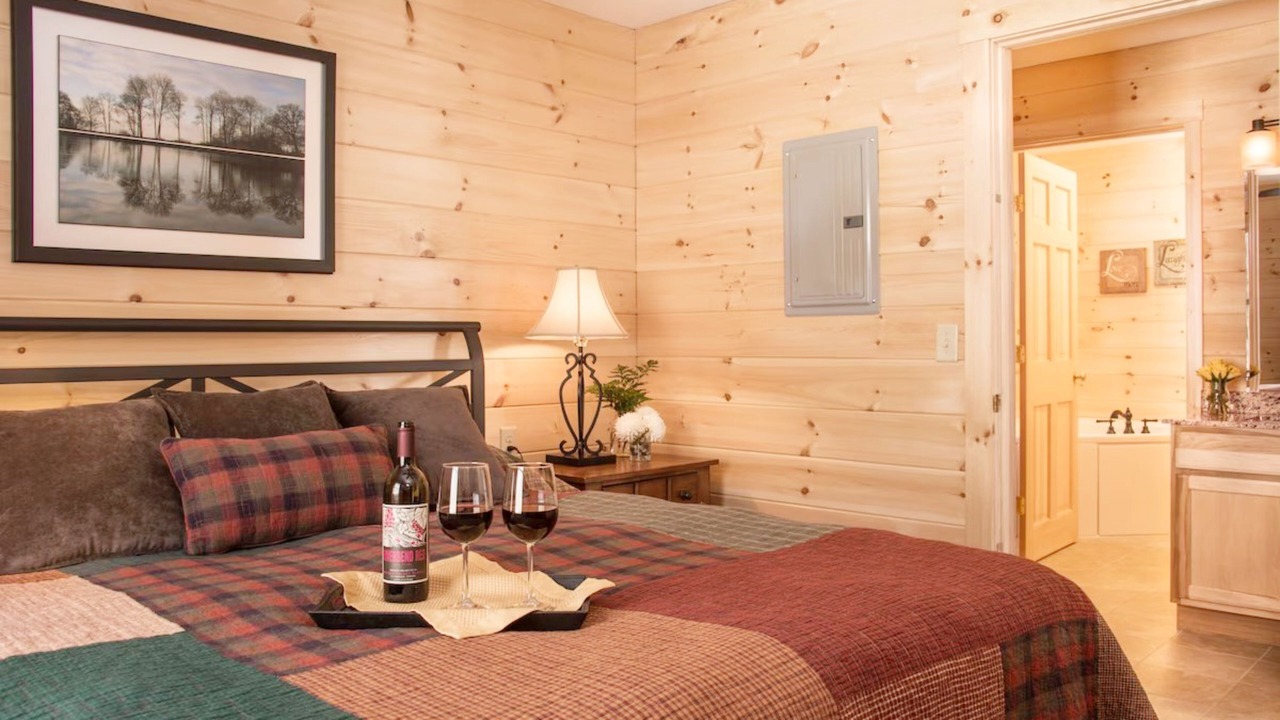 Photo of Bedroom in Jeffersonville