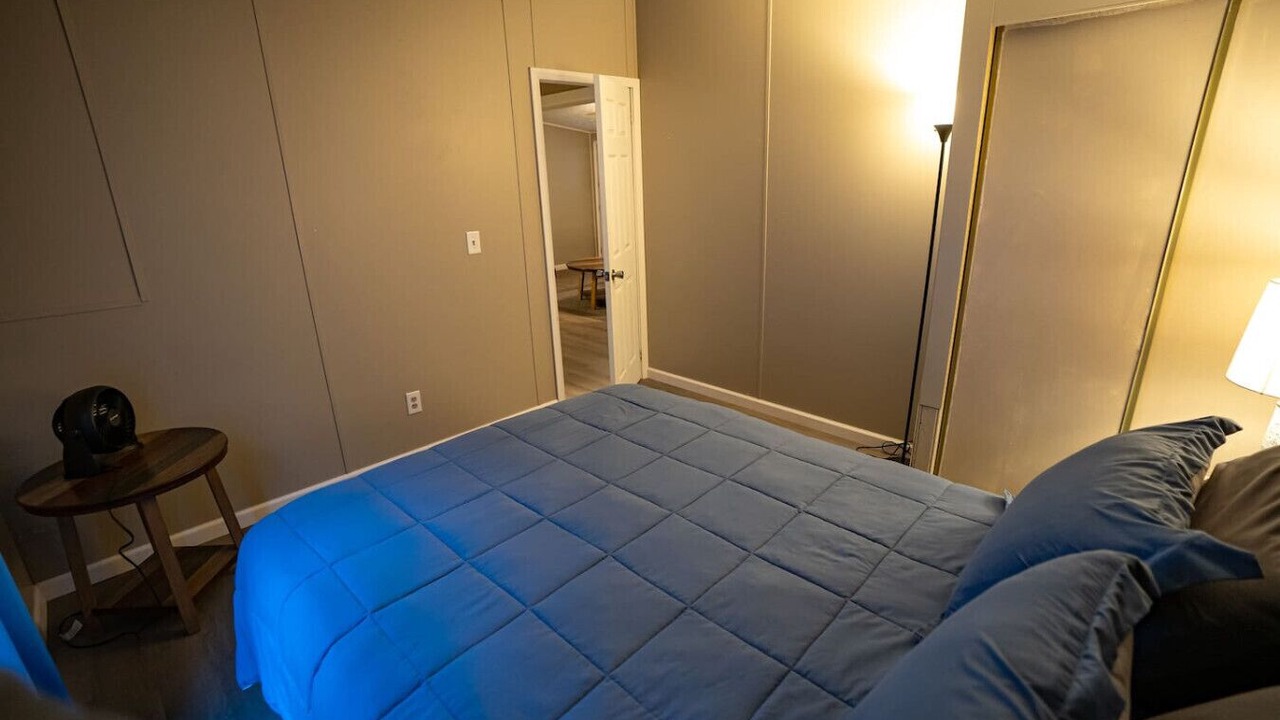 Photo of Bedroom in Red Jacket