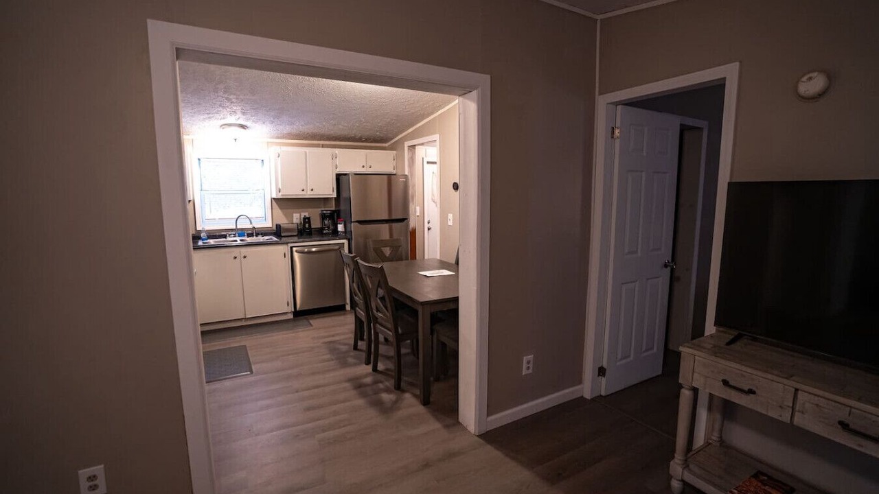 Photo of Kitchen in Red Jacket