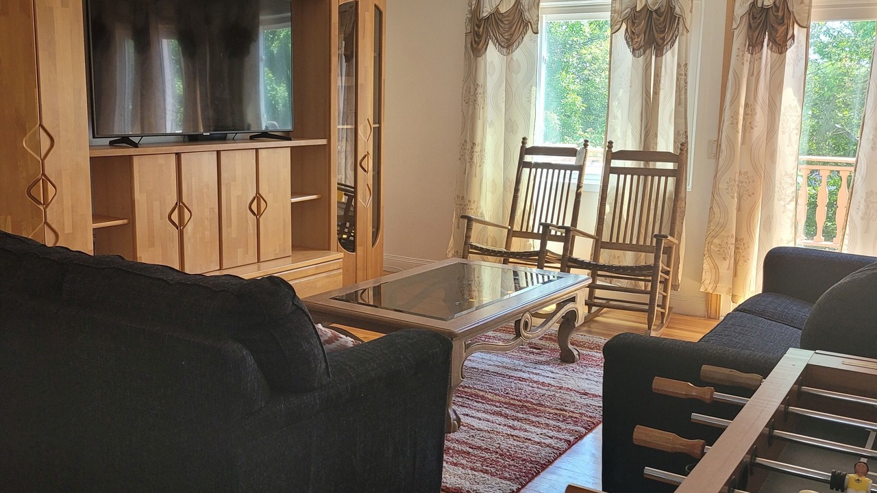 Photo of Livingroom in Northeast Yonkers