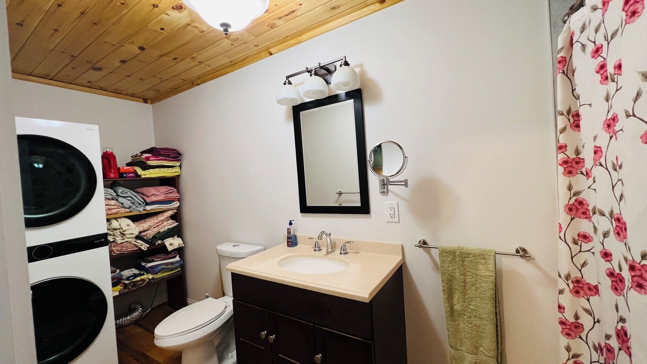 Photo of Bedroom in Old Forge