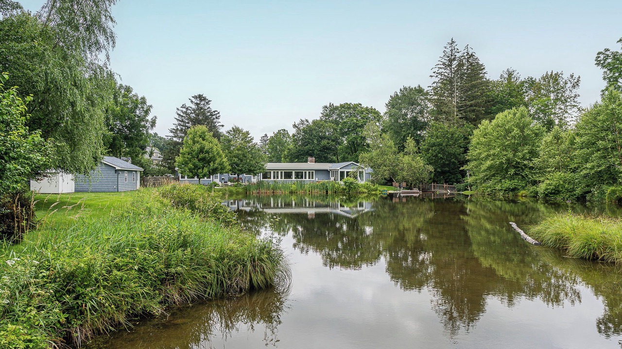 Photo of Outdoor in Warwick