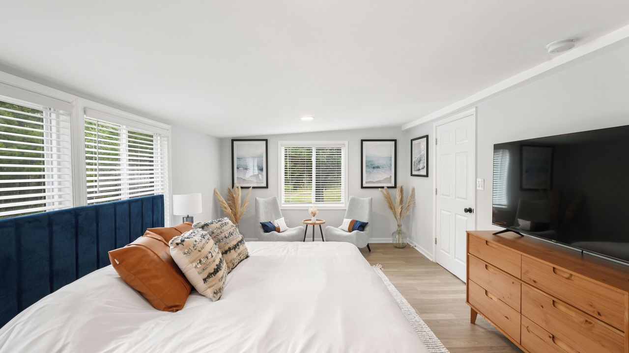 Photo of Bedroom in Point Lookout