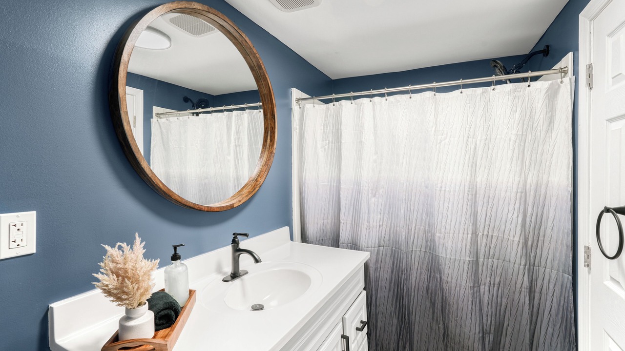 Photo of Bathroom in Point Lookout