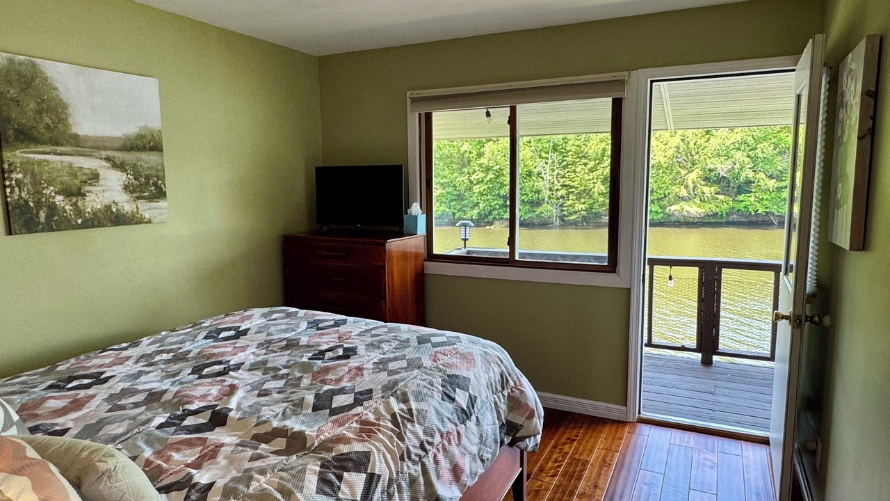 Photo of Bedroom in Ellenburg Center