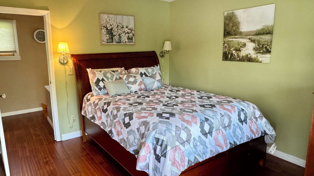 Photo of Bedroom in Ellenburg Center