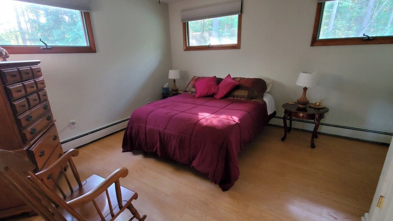 Photo of Bedroom in Saratoga Springs