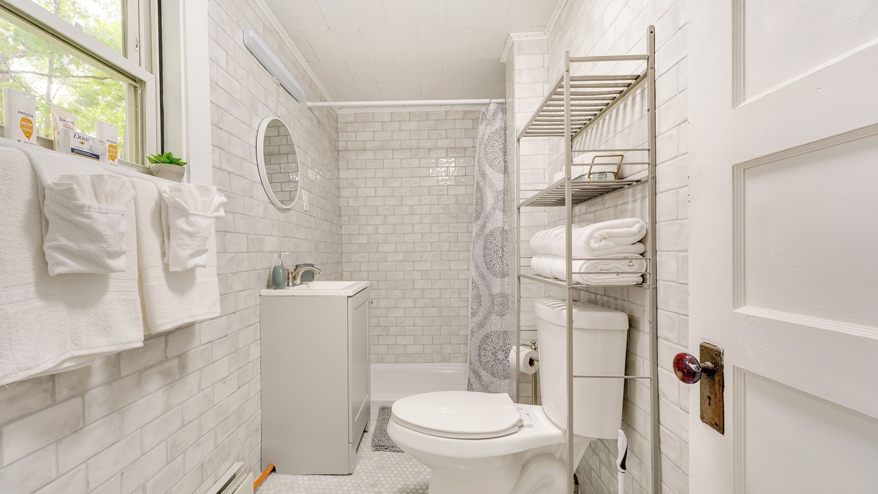 Photo of Bathroom in Claremont