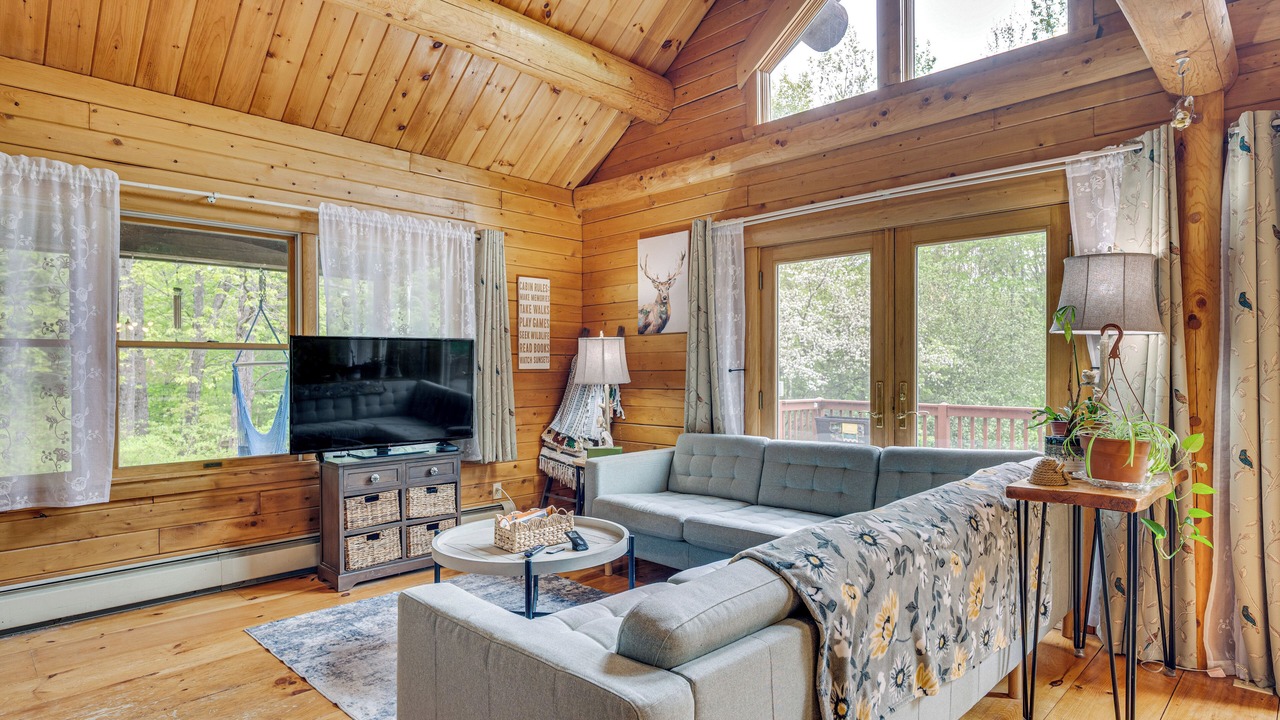 Photo of Livingroom in Alexandria