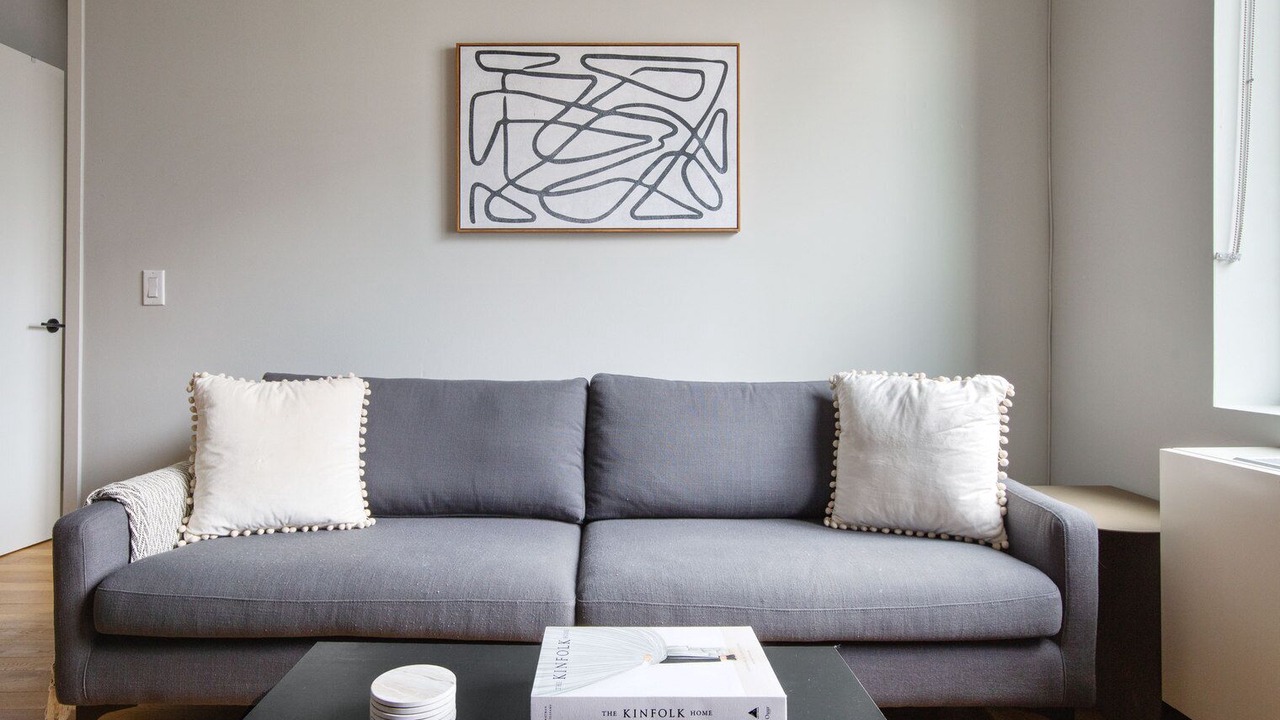 Photo of Livingroom in Ukrainian Village