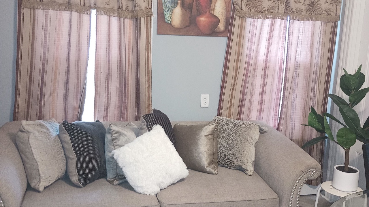 Photo of Livingroom in Methuen