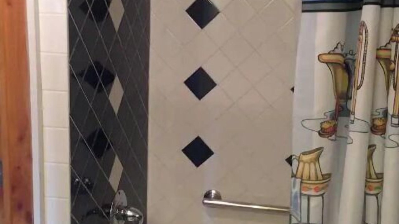 Photo of Bathroom in German