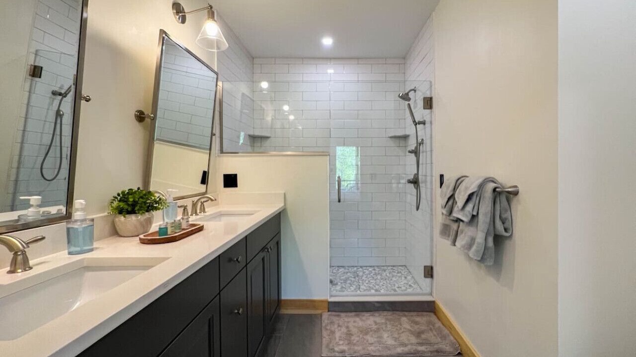 Photo of Bathroom in Bartlett