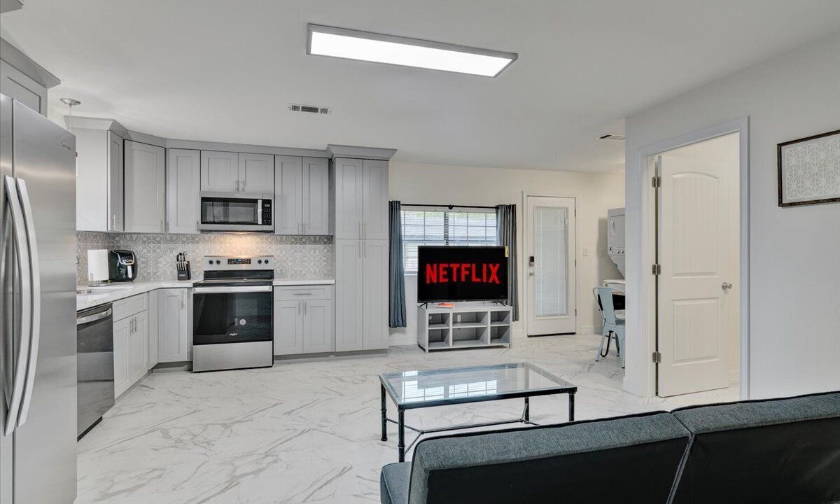 Photo of Livingroom in Lakeview  Jefferson County