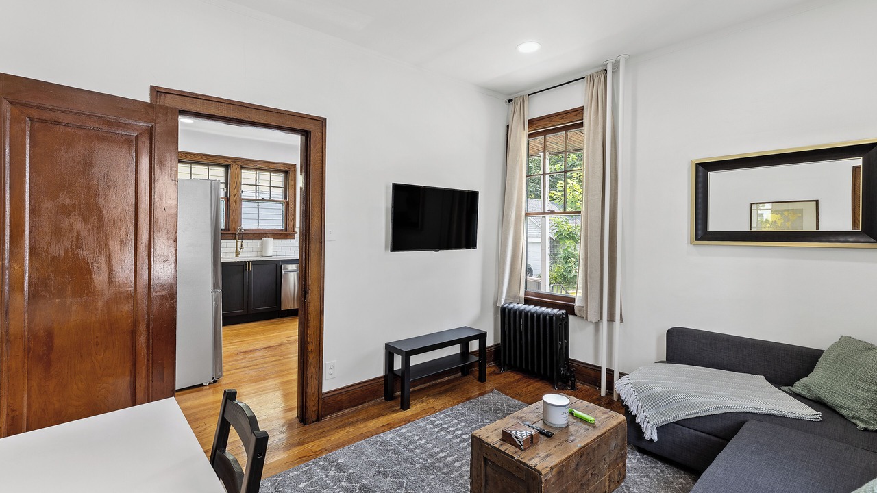 Photo of Livingroom in Melrose