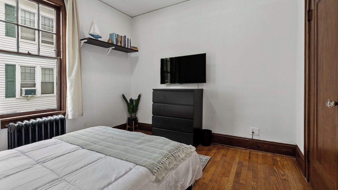 Photo of Bedroom in Melrose