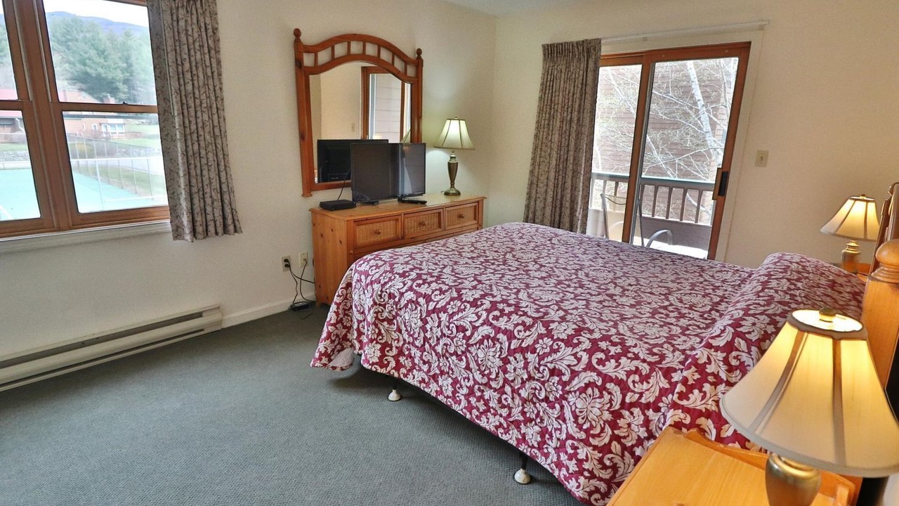 Photo of Bedroom in North Woodstock