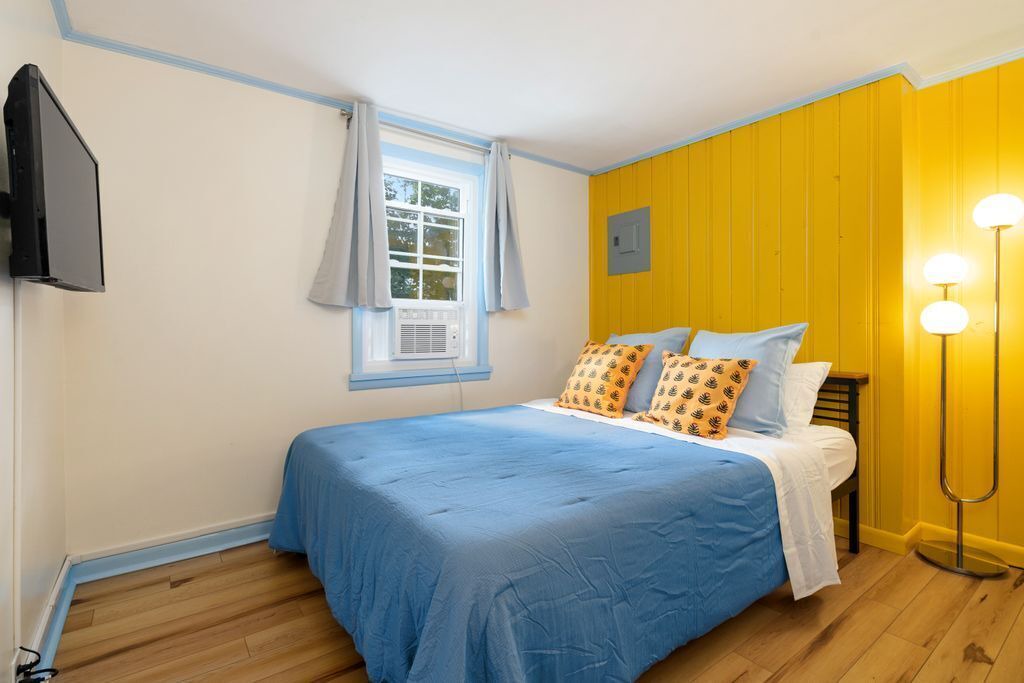 Photo of Bedroom in Perrysville