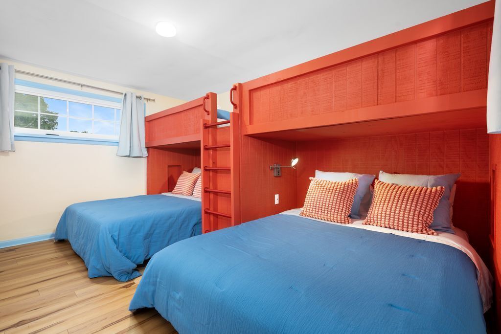 Photo of Bedroom in Perrysville