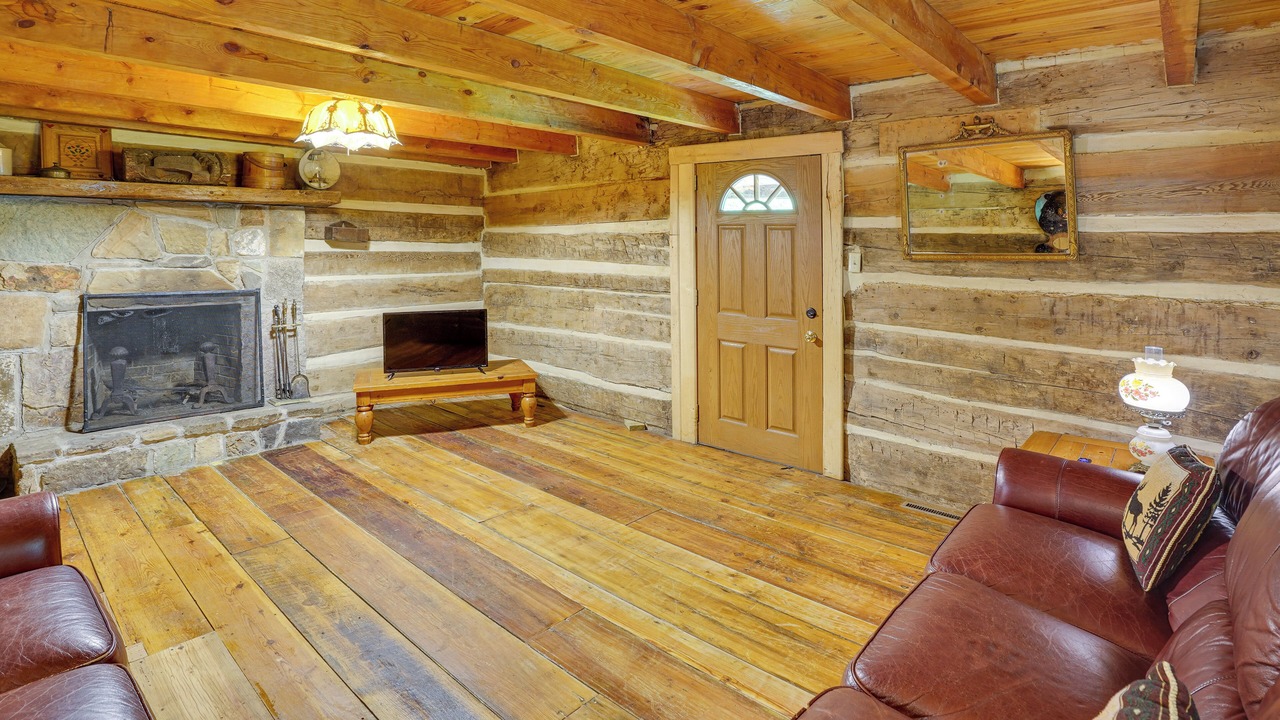 Photo of Livingroom in Seneca Rocks