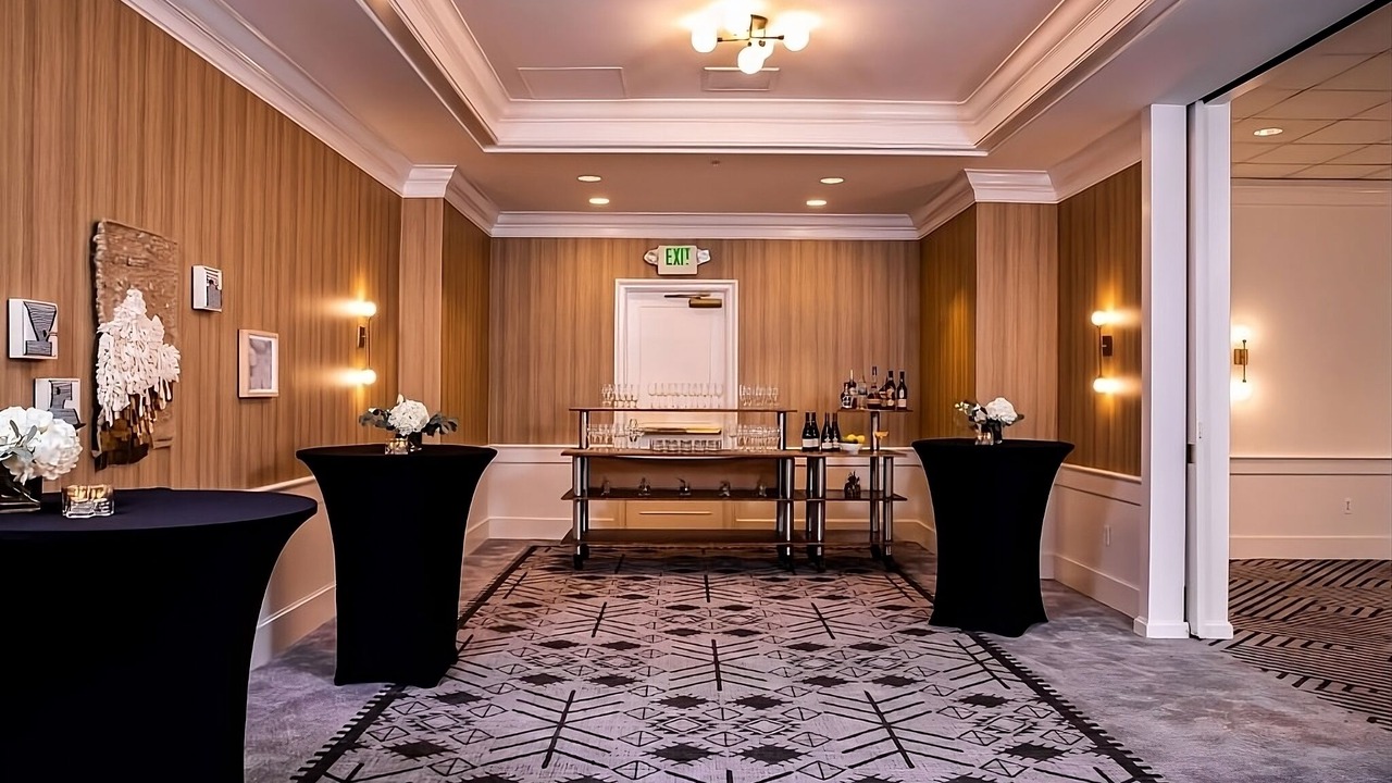 Photo of Others in Downtown Portland