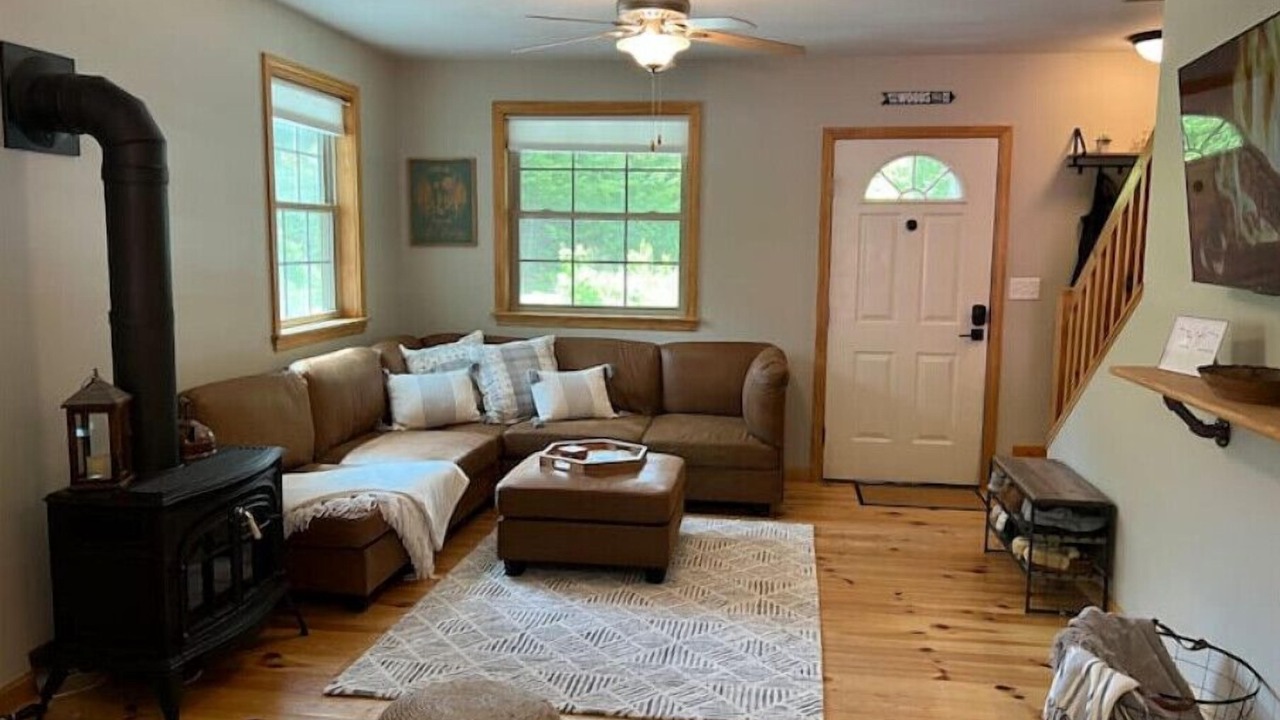 Photo of Livingroom in Thornton