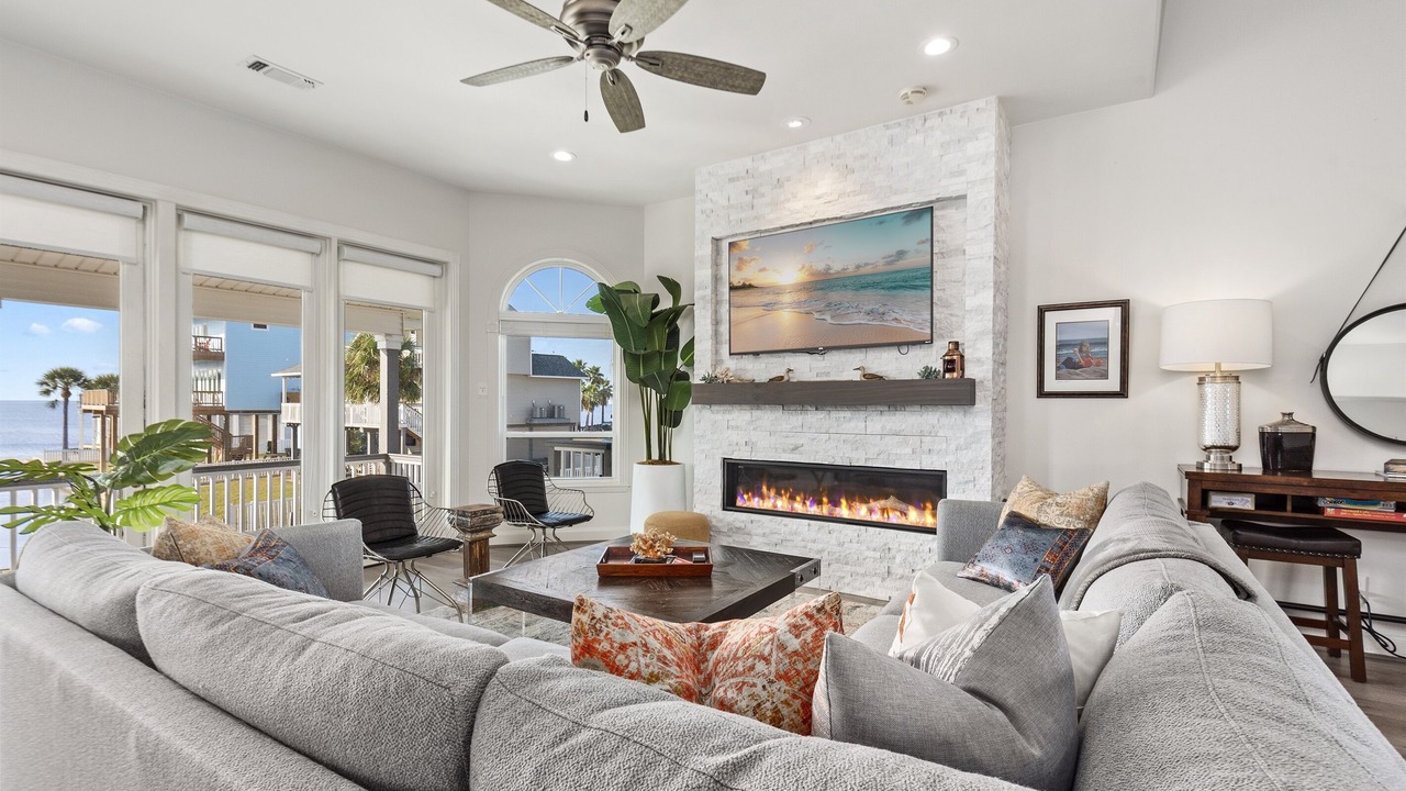 Photo of Livingroom in Terramar Beach