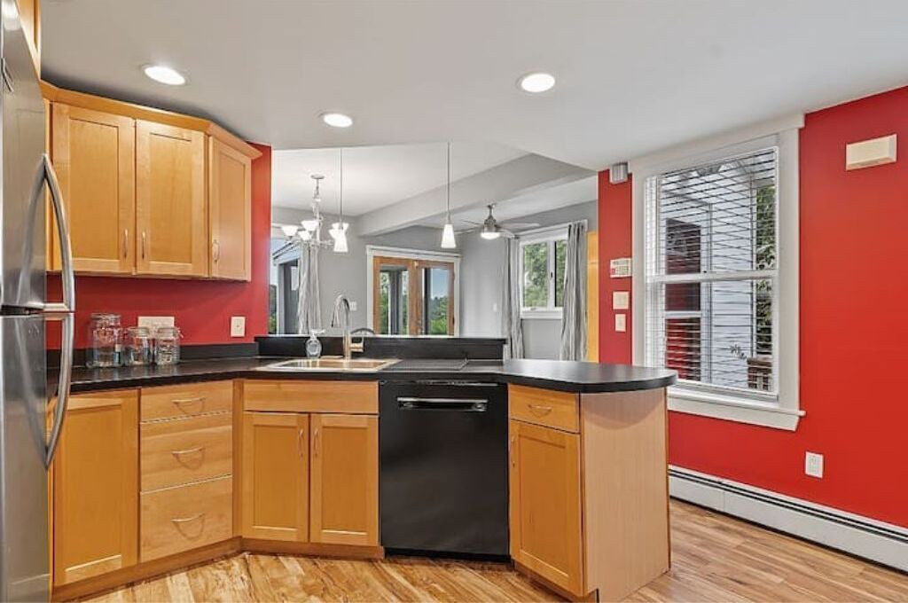 Photo of Kitchen in Methuen