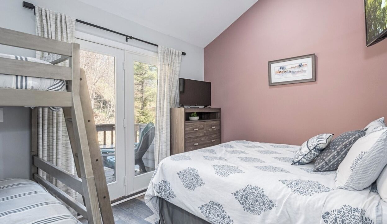 Photo of Bedroom in McHenry