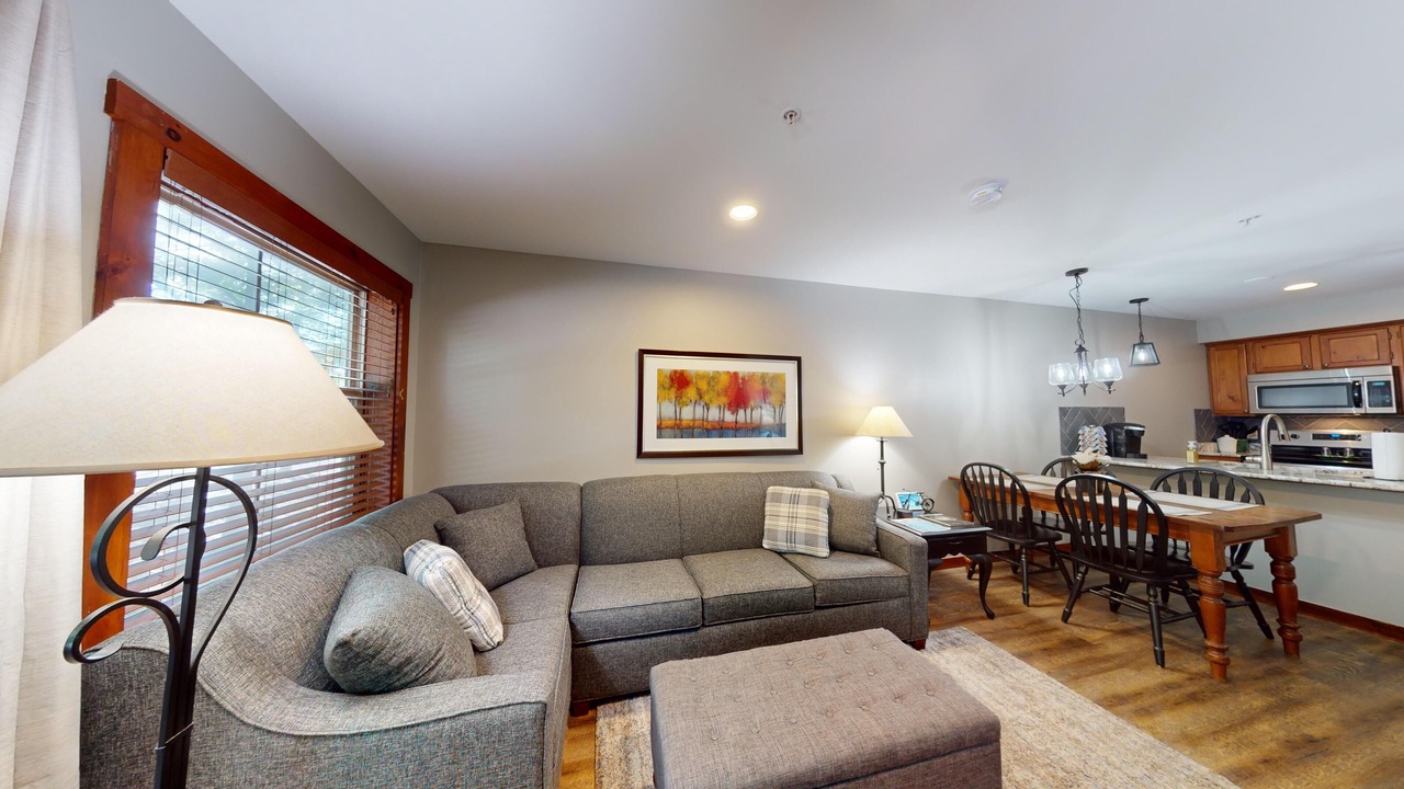 Photo of Livingroom in Snowshoe