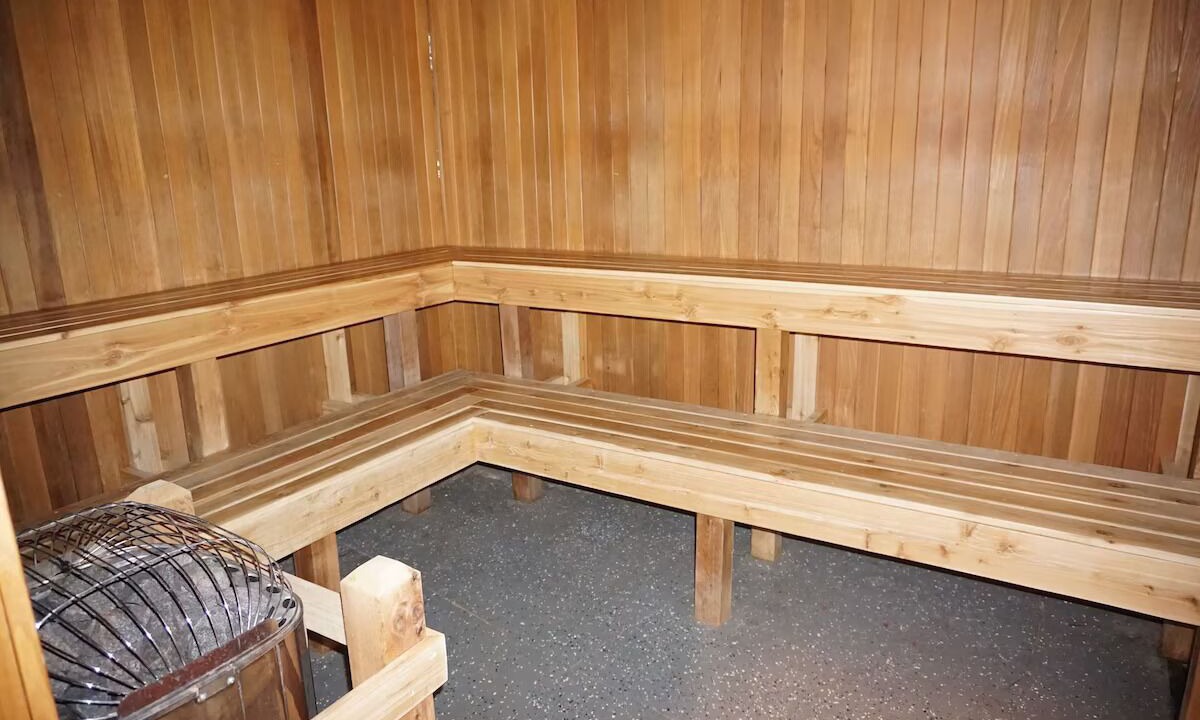 Photo of Others in Snowshoe
