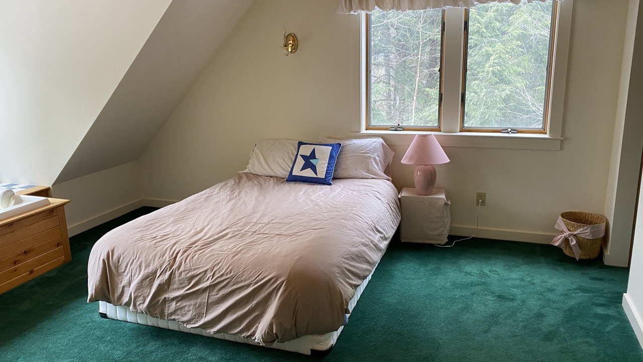 Photo of Bedroom in East Burke