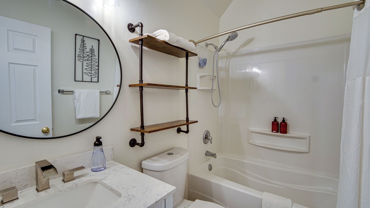 Photo of Bathroom in Cle Elum