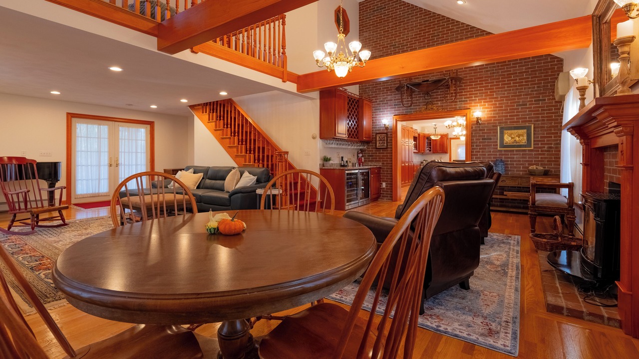 Photo of Livingroom in York Harbor