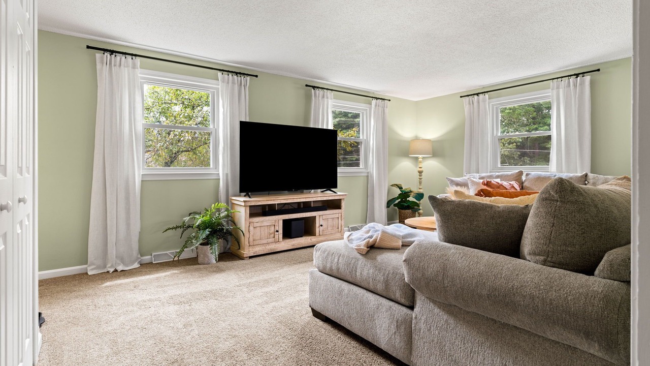 Photo of Livingroom in Nashua