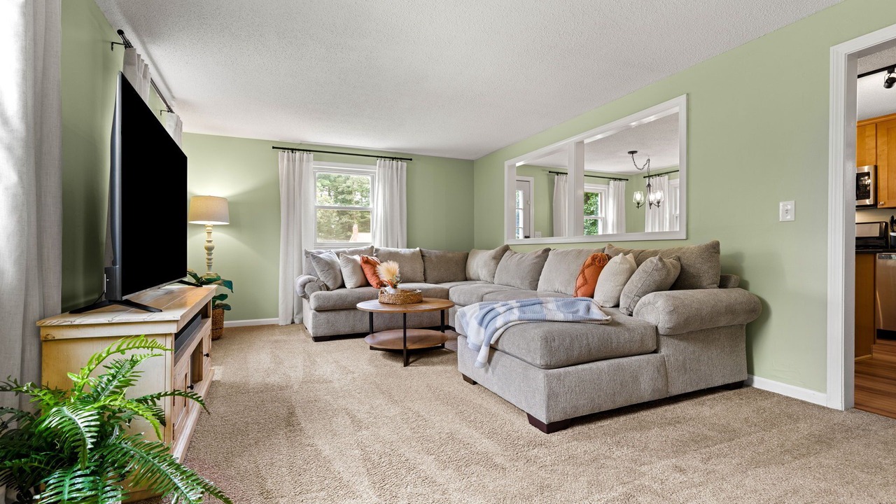 Photo of Livingroom in Nashua