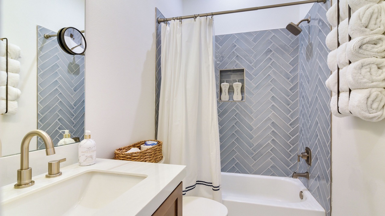 Photo of Bathroom in Terramar Beach