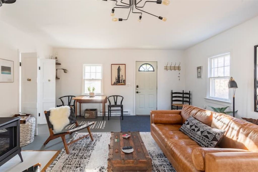 Photo of Livingroom in Red Hook