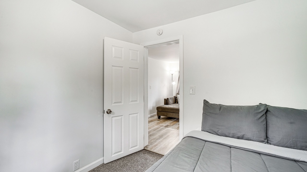 Photo of Bedroom in Glens Falls